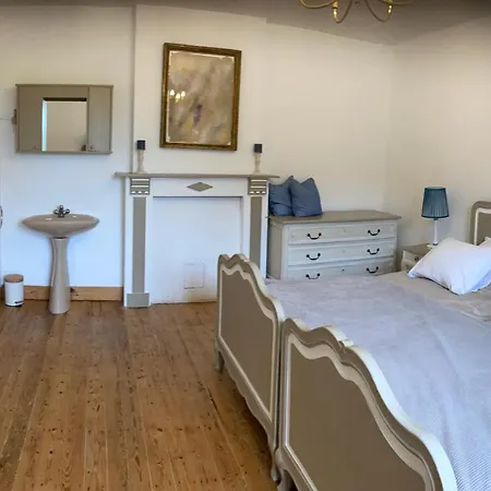 Semesterbostad La Futaie De Chabrehez- Maison Typique Ardennaise *