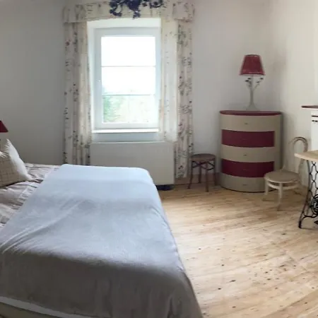 La Futaie De Chabrehez- Maison Typique Ardennaise